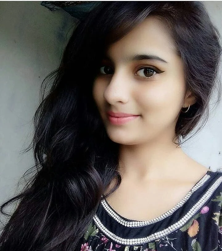 beautiful girl image for profile picture